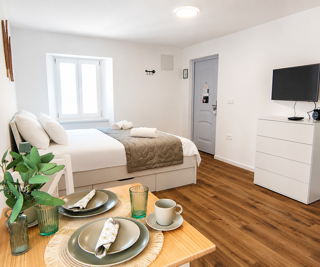 Studio Olive – Light & Charm in Izola Old Town