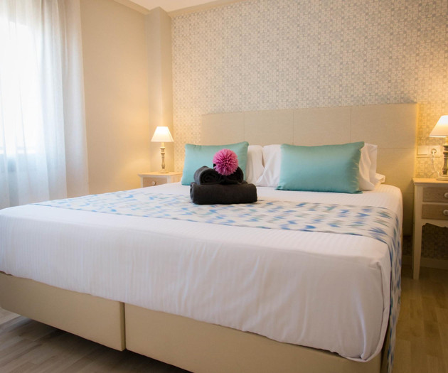 H2M Suites 2 bedroom with rooftop terrace