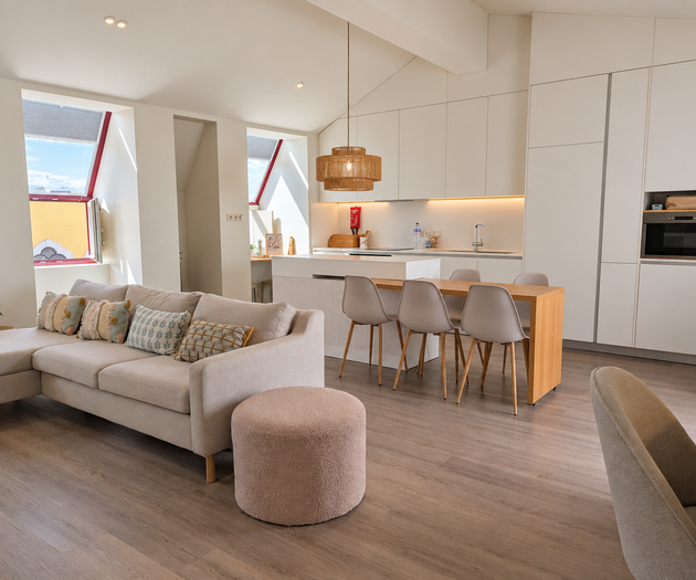 Penthouse with Pool - Faro Centre