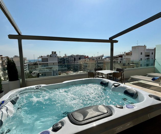 The Riviera Loft & Private Jacuzzi by Unoblu®