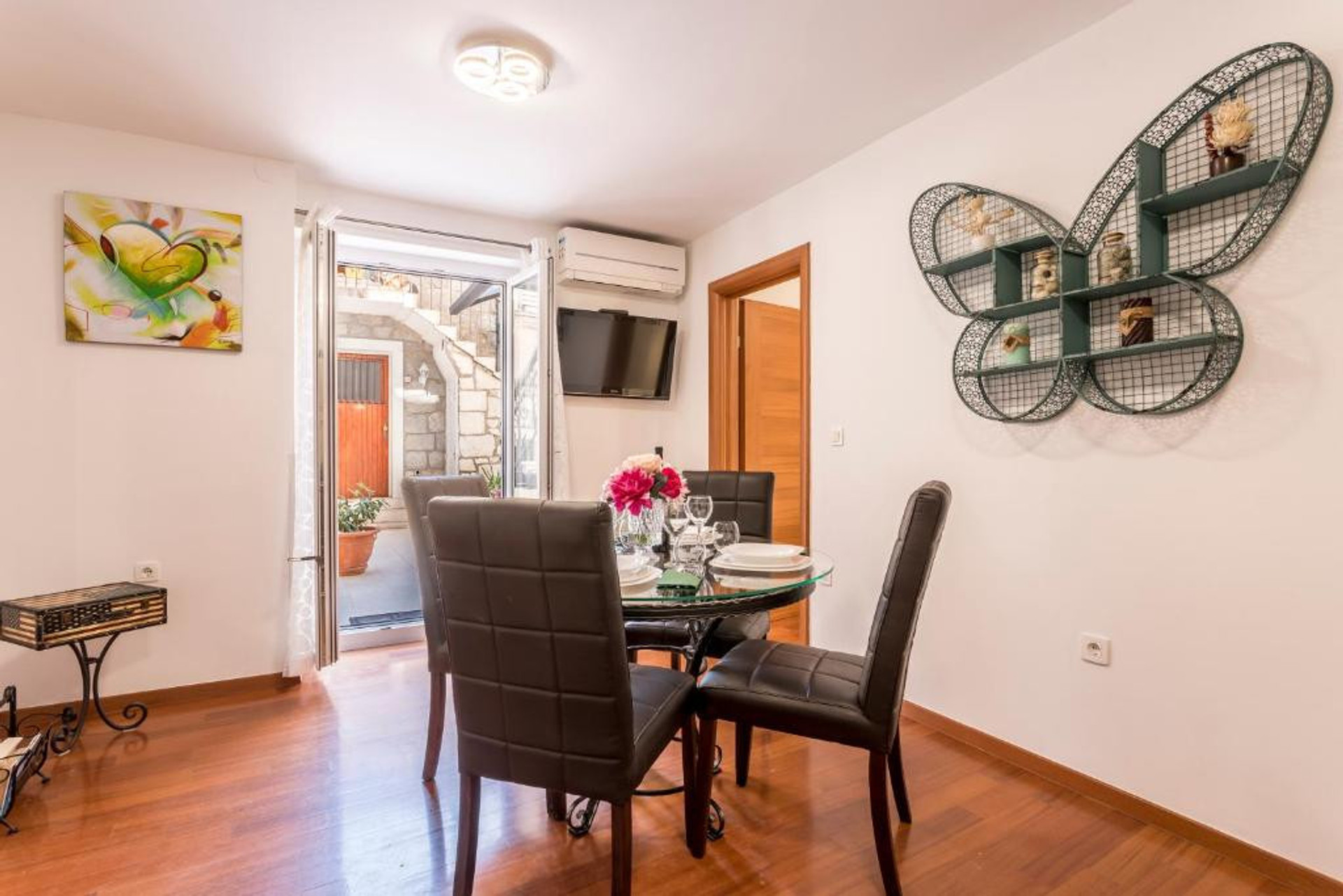 Dining table.