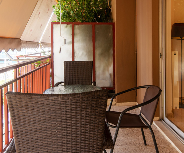 Balcony seating area