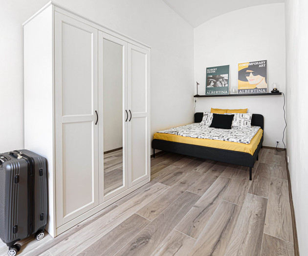 2 BEDROOM APARTMENT NEAR THE OPERA HOUSE