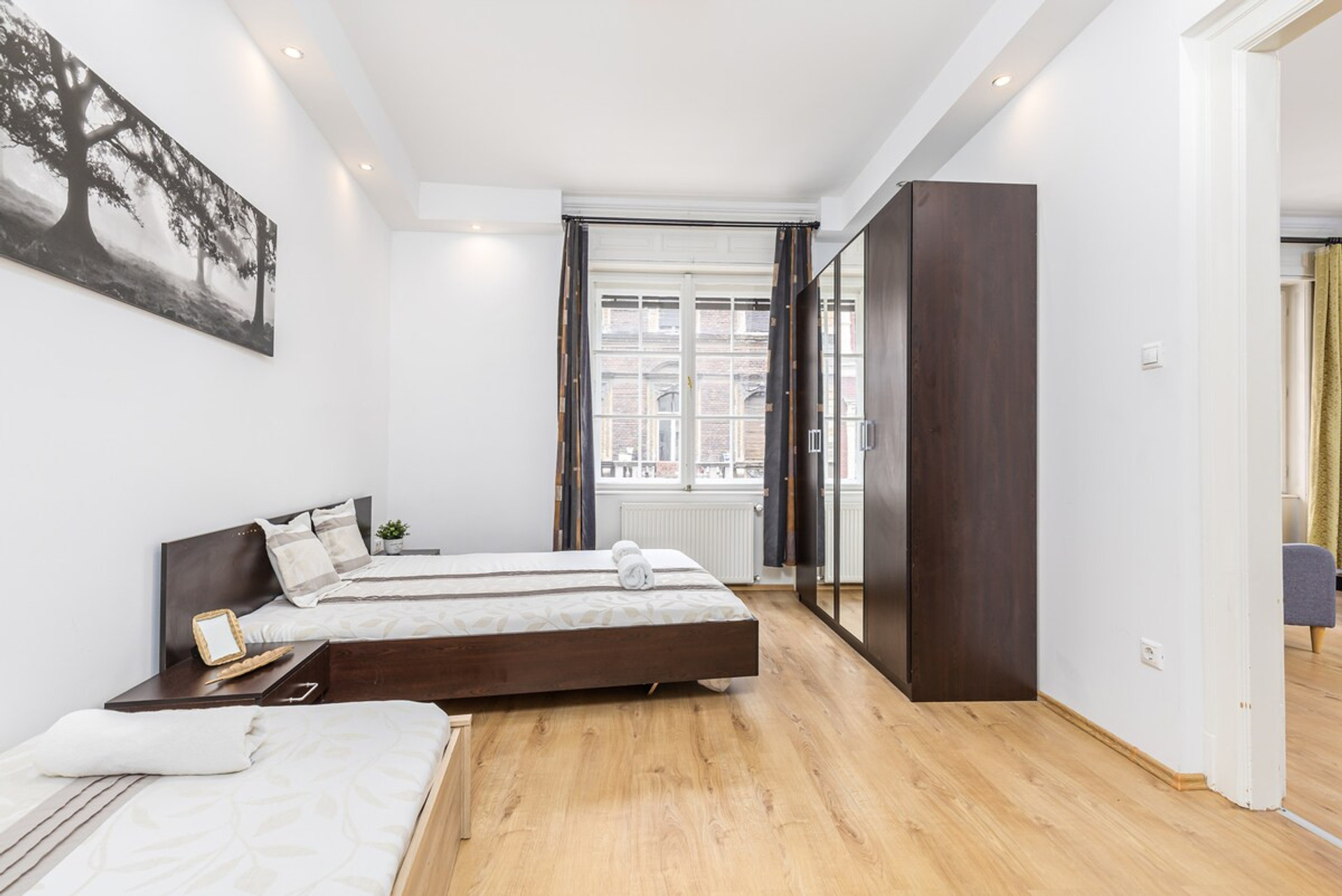 Bedroom 1 image 1