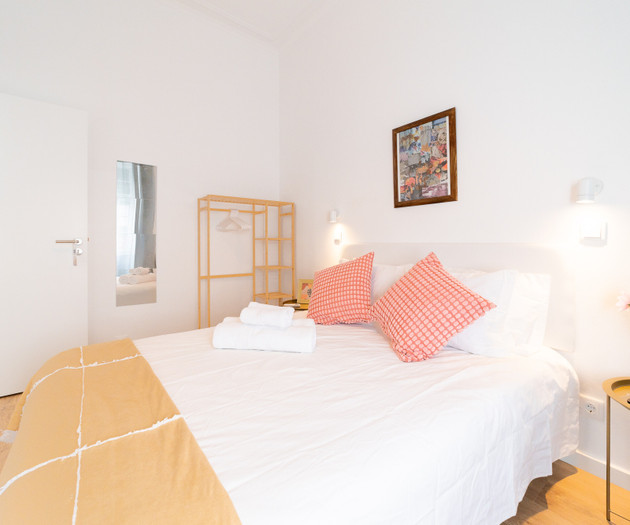 Charming 3+1 bedrooms House with Garden in Lisbon