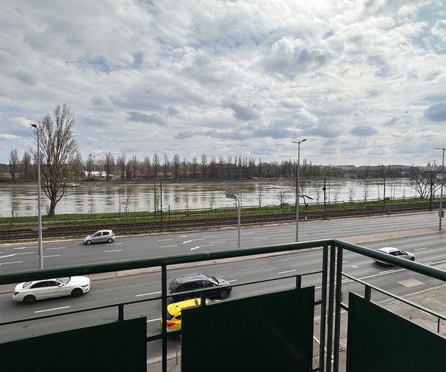 Victor's Danube View Residence