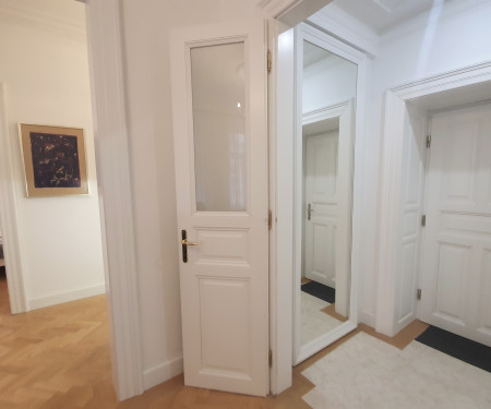 Classic one-bedroom apartment in Mala Strana