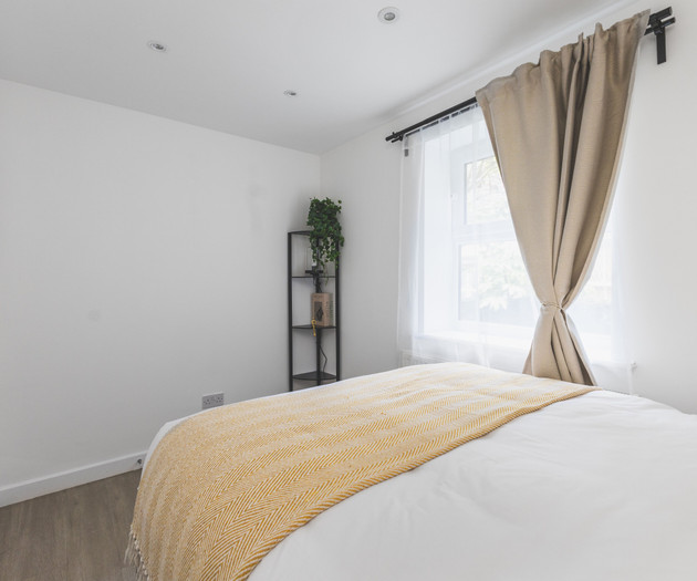 Gorgeous 3 Bed Flat, Kilburn - Central Location