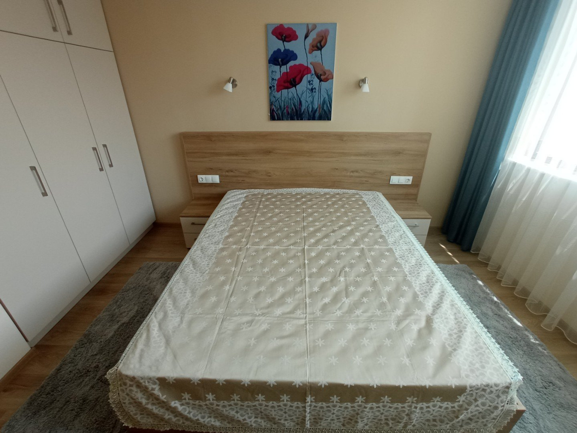 Double bed with wardrobe