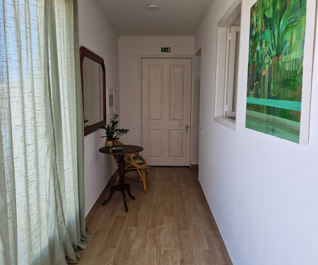 Recently renovated apartment 1km from the center