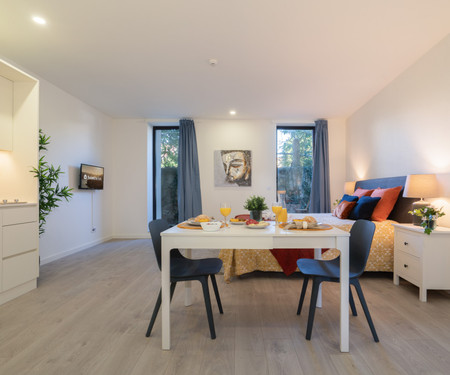 Central Private Flat | Terrace