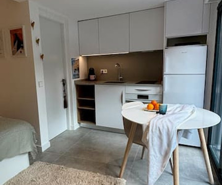 Retreat in Pozuelo: Cozy Stay