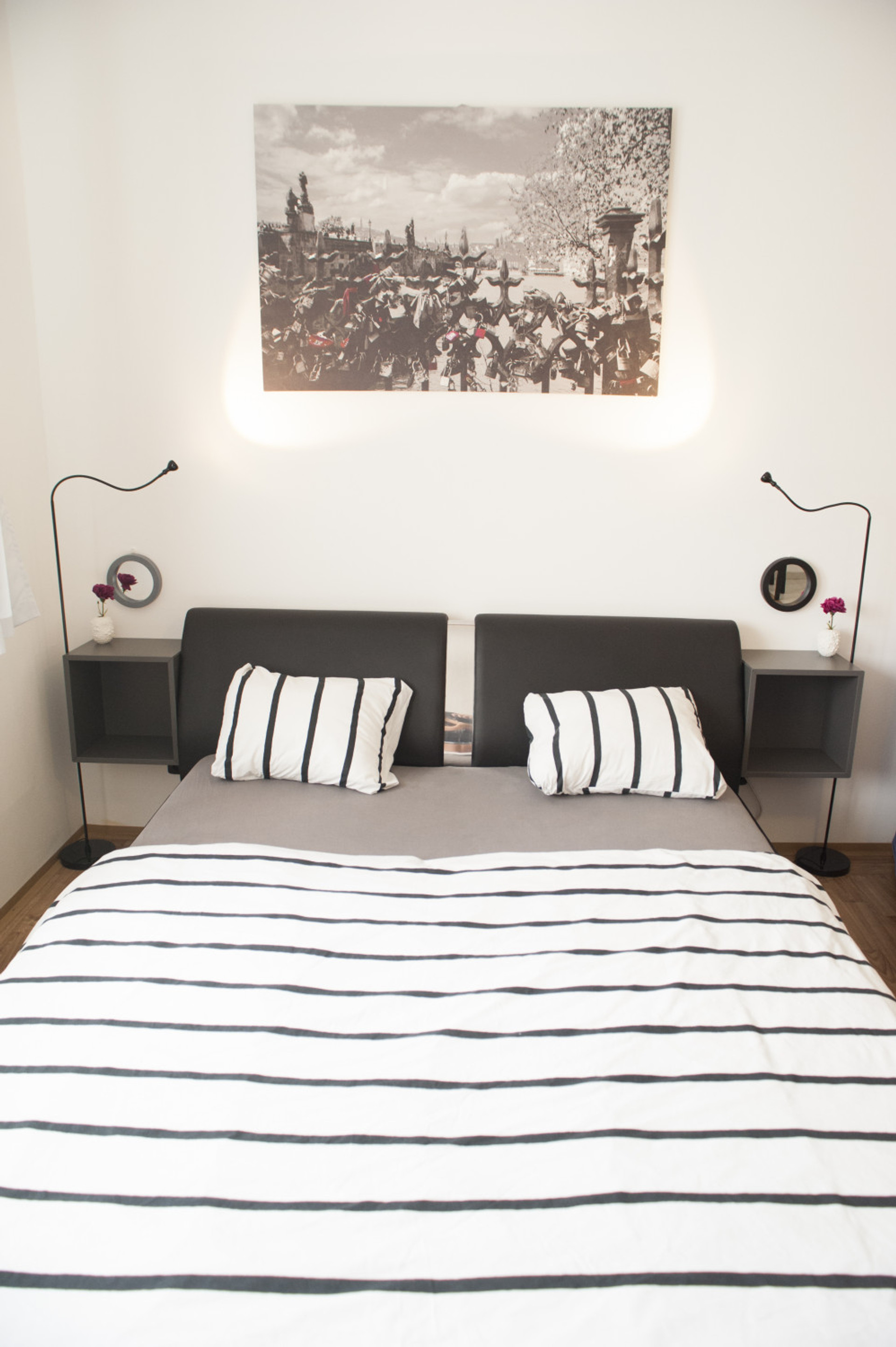 Queen size bed