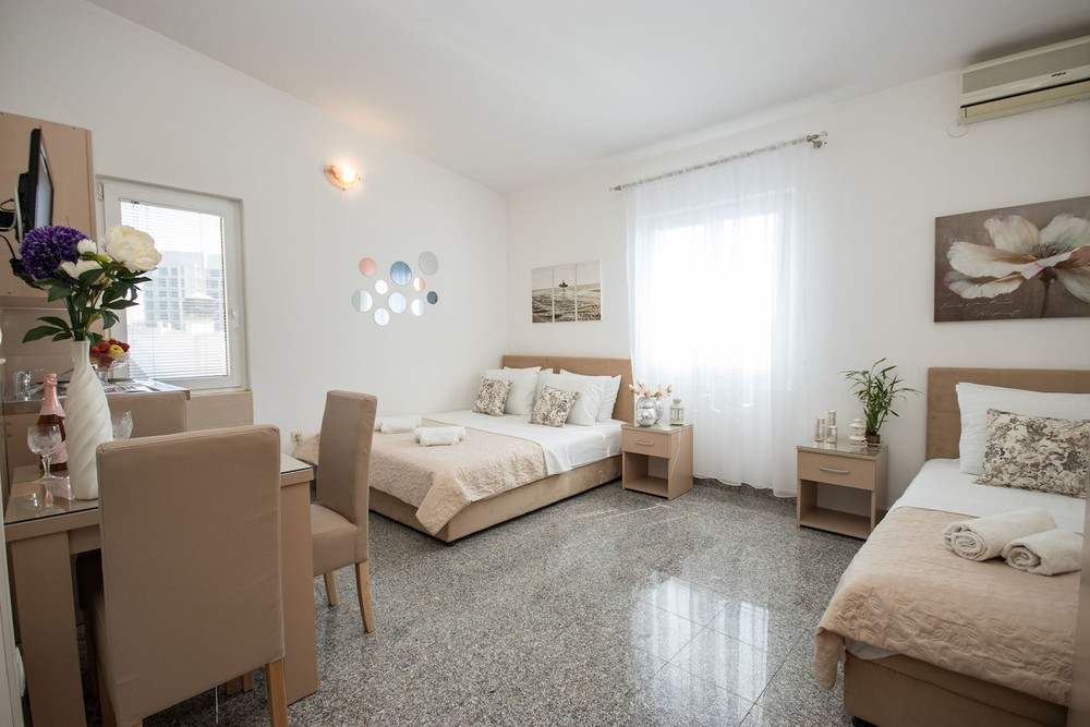 Villa Kovacevic - Three bed studio with sea view preview