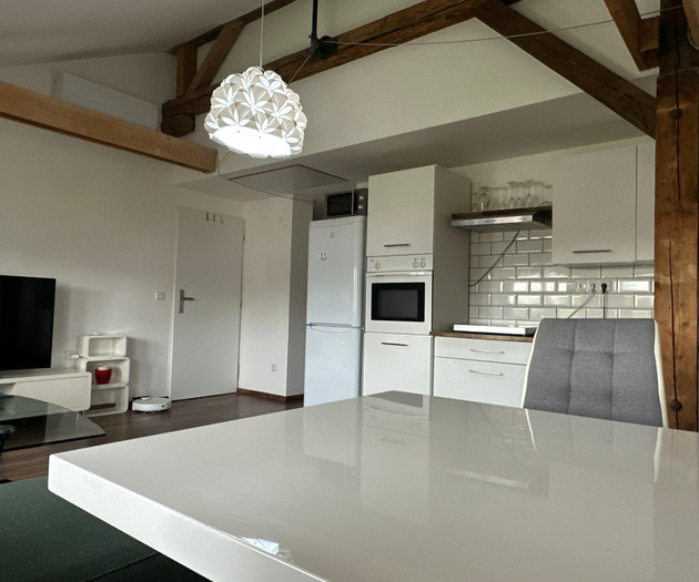 2 minutes walk from metro Kobylisy + parking