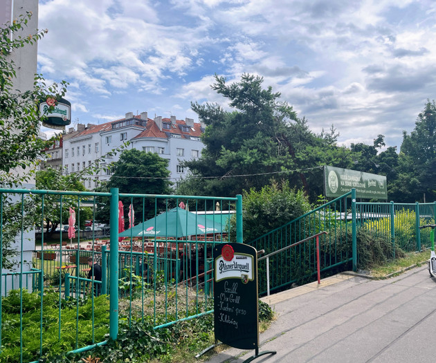 Quiet and Cozy Studio near City Center