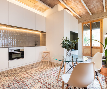 STYLISH STUDIO IN THE HEART OF BARCELONETA