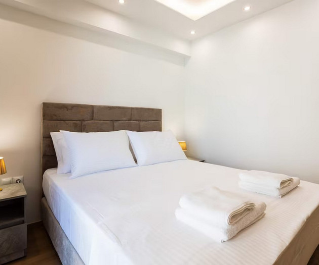 Modern Flat with Private Parking & Huge Terrace