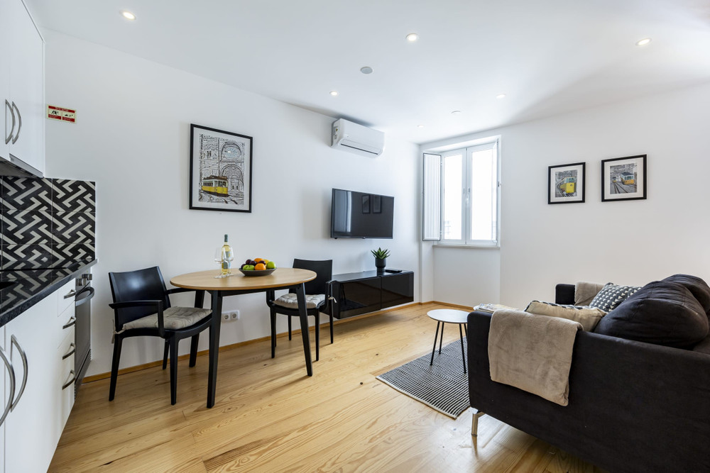 Lagos Loft in Historic Town preview