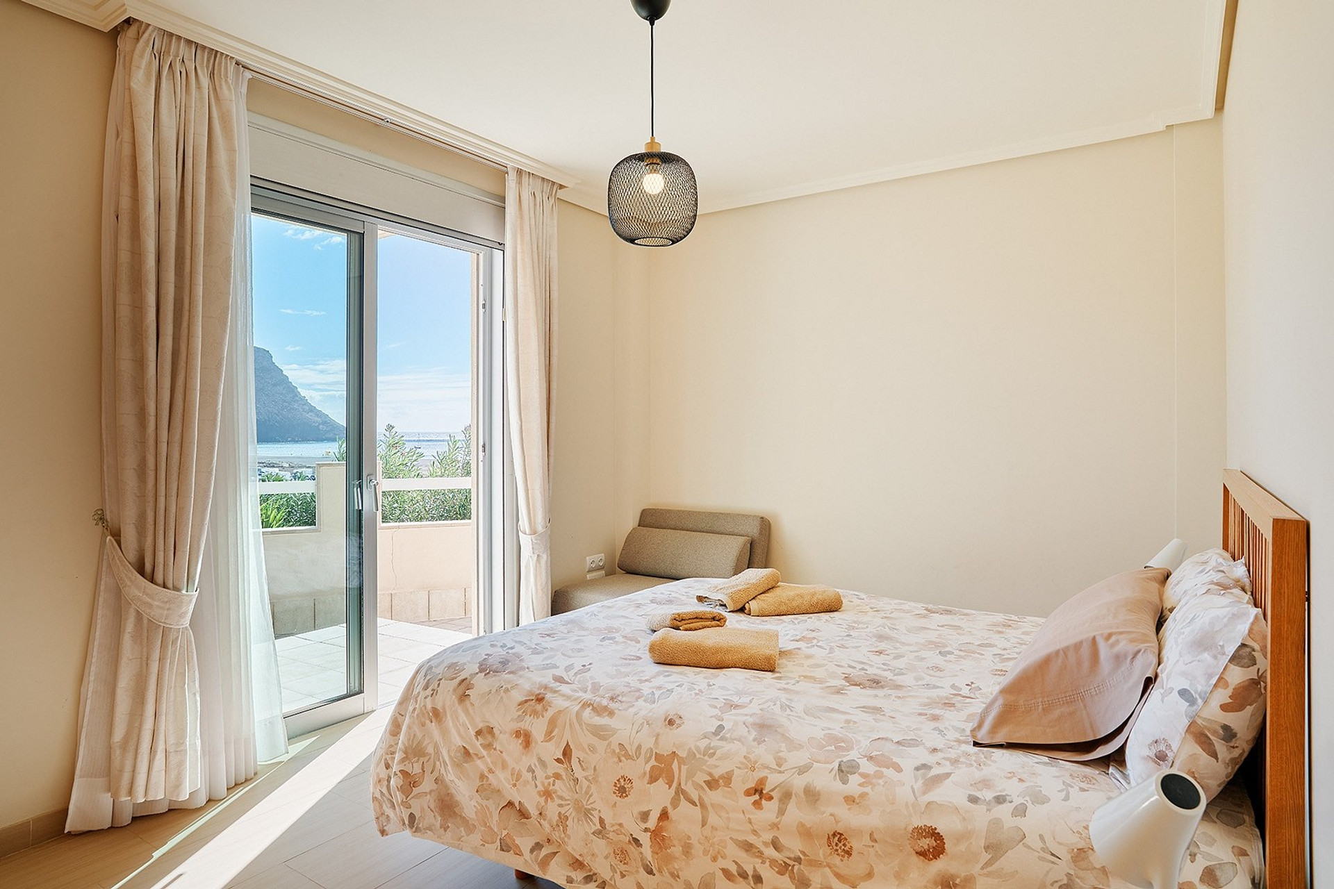 Master bedroom with sea view balcony