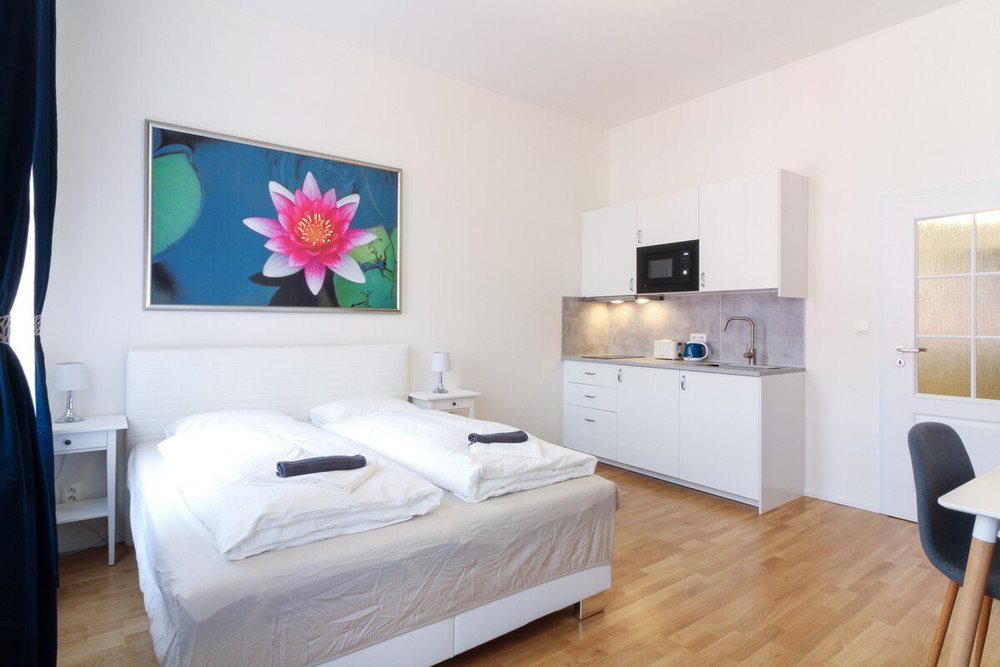 Bouquet apartment 306 preview