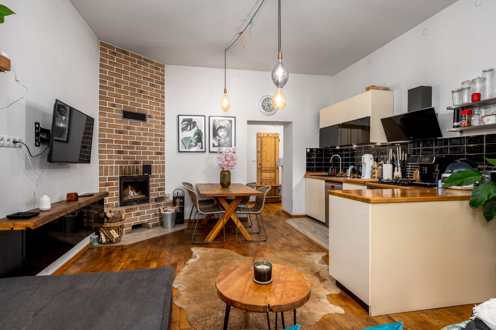 Stylish Loft with Fireplace | Prague 7 – Holešovic preview