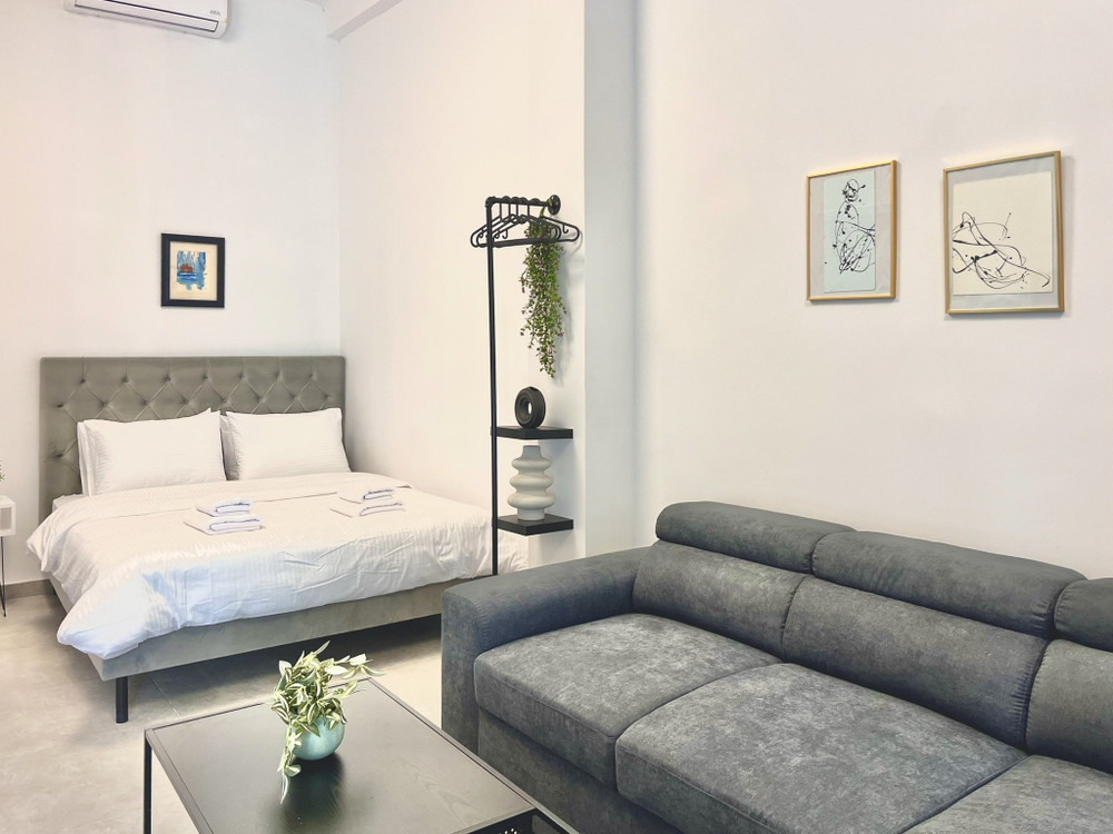 Dafni metro suites I2 preview