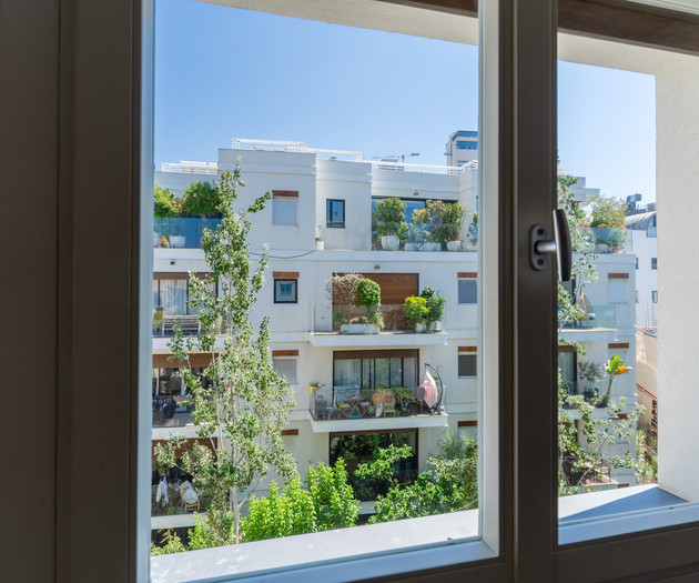 Blueground | NahalatBynamin,Garden view,Balcony-10