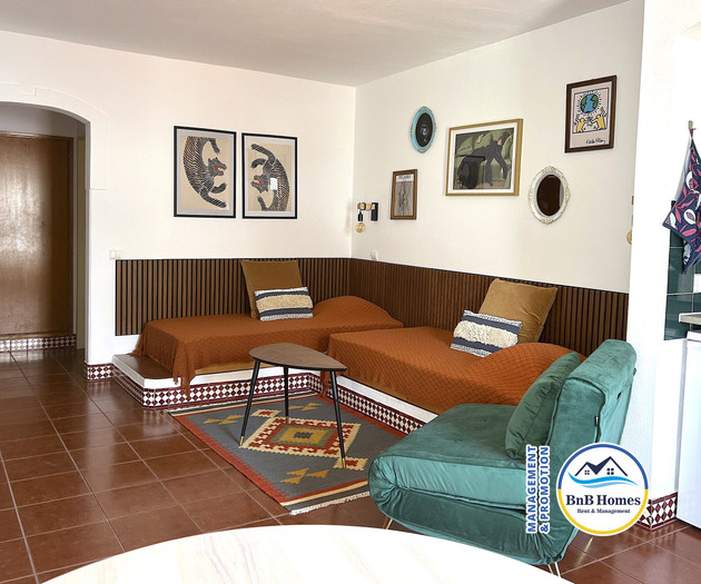 Cozy Studio with Pool - The Strip street & Beach