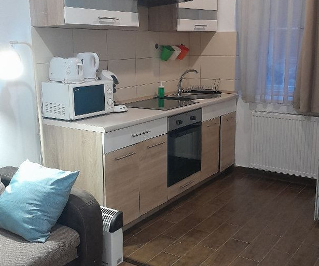 Cozy Studio with monthly cleaning included