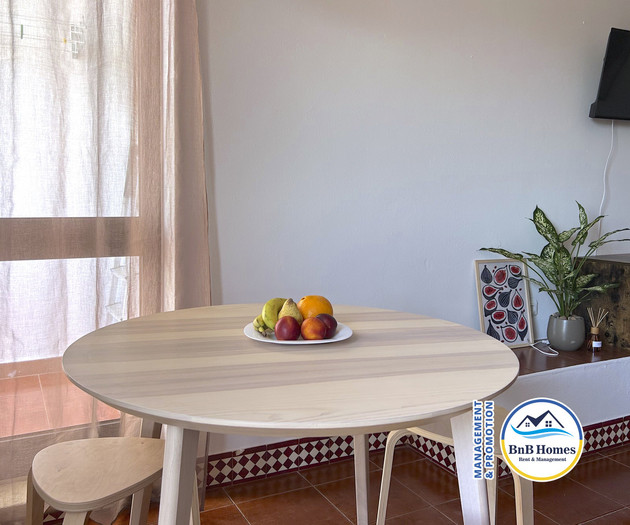 Cozy Studio with Pool - The Strip street & Beach