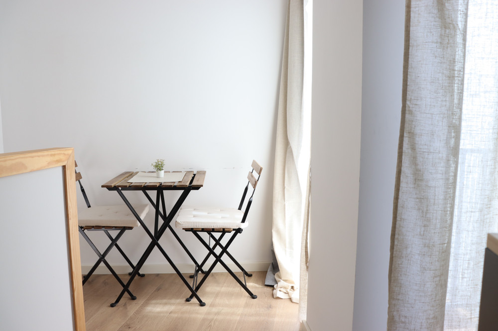 Charming studio with balcony preview