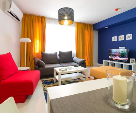 Pop your C-O-L-O-R-S - Funky and Modern 1BDR. Apt.