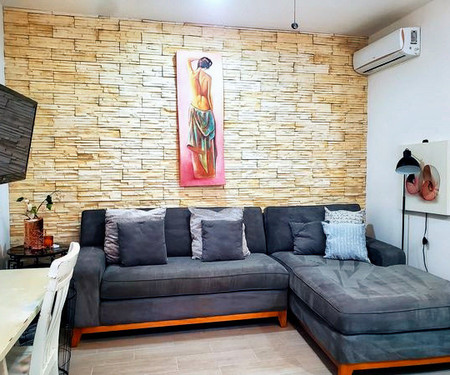 Spacious 1BR | Pool & Gym | Walk To Beach