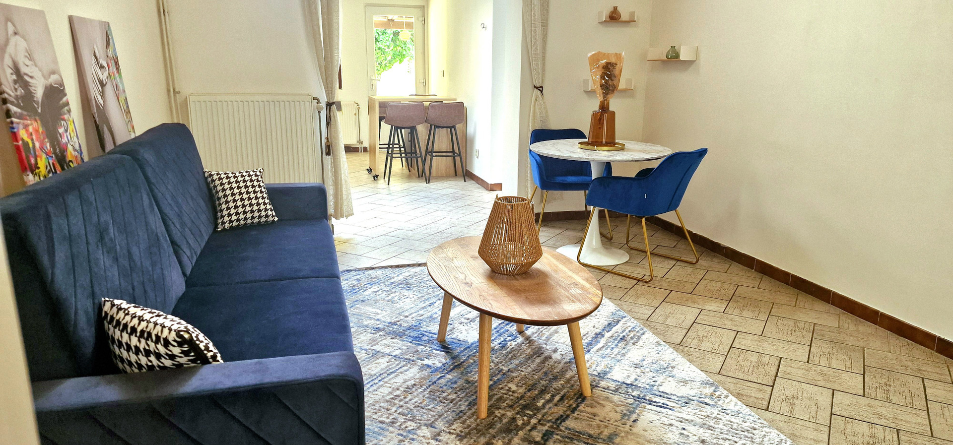 Living and dining area