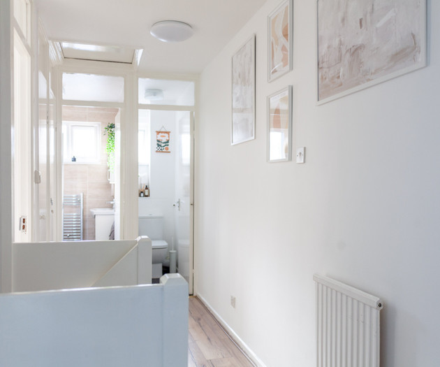 Bright 3 Bed Garden House, Haggerston, Parking