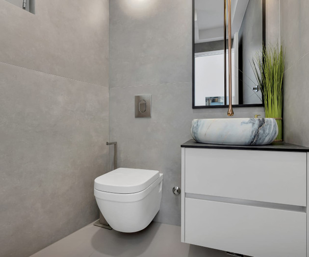 Penthouse Soll 100m from sea