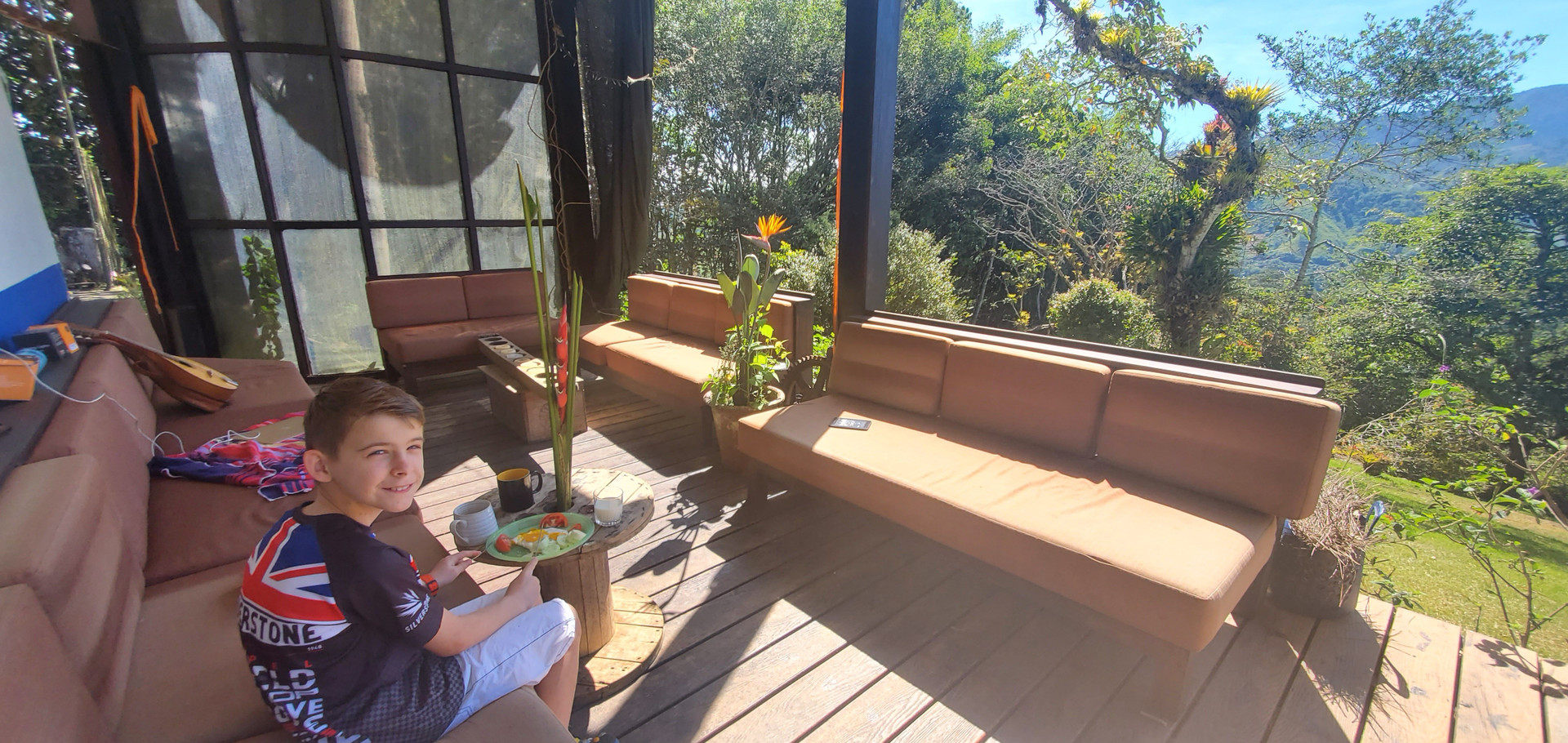 Terrace lounge with valley view