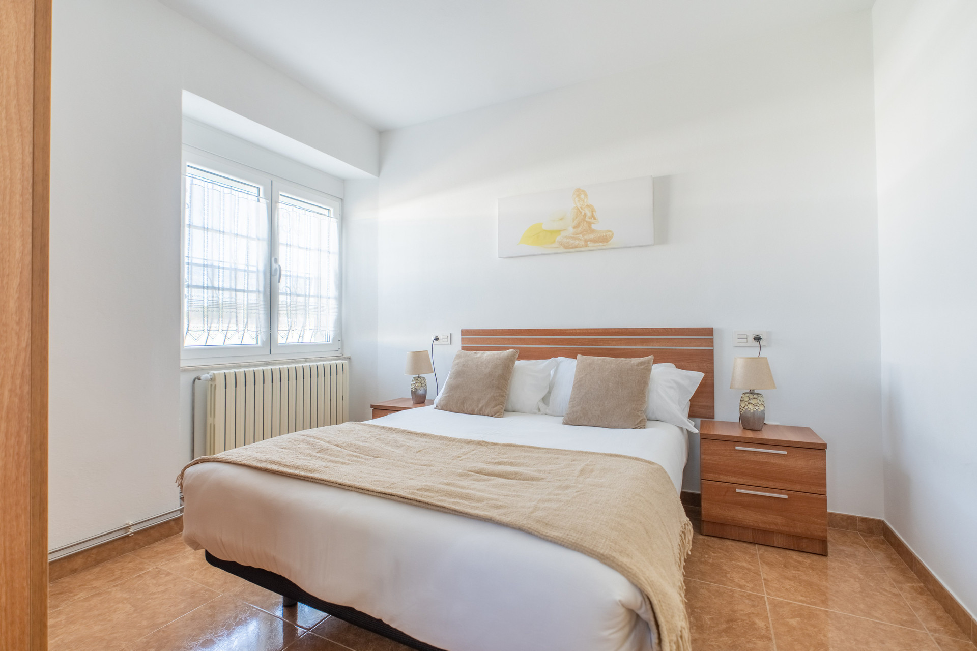 Bedroom with double bed