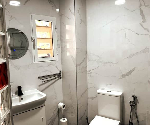 Renovated apartment, 12 minutes from the beach