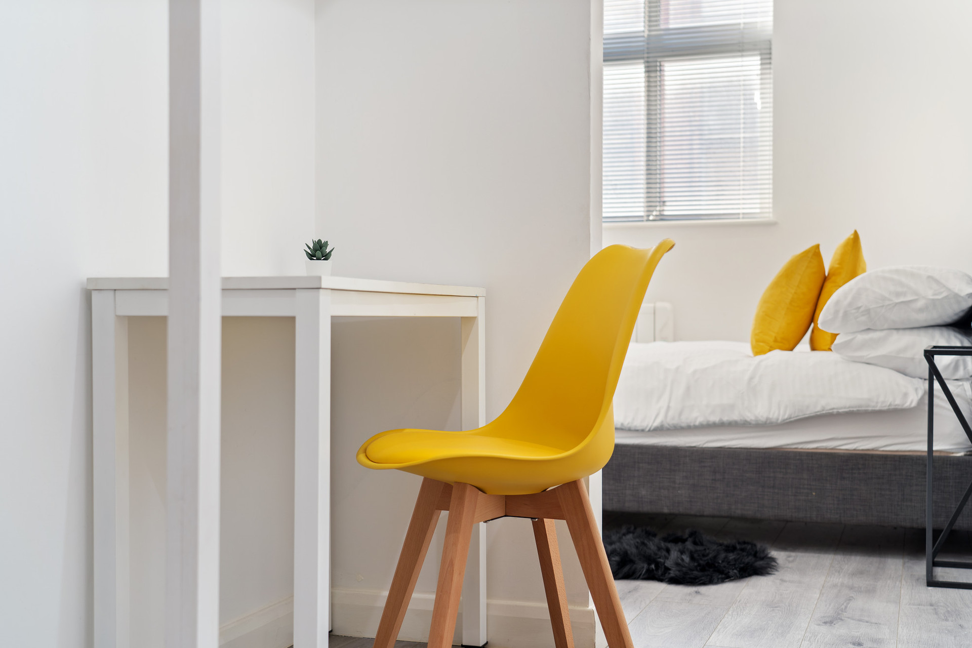 Bedroom/Dressing area