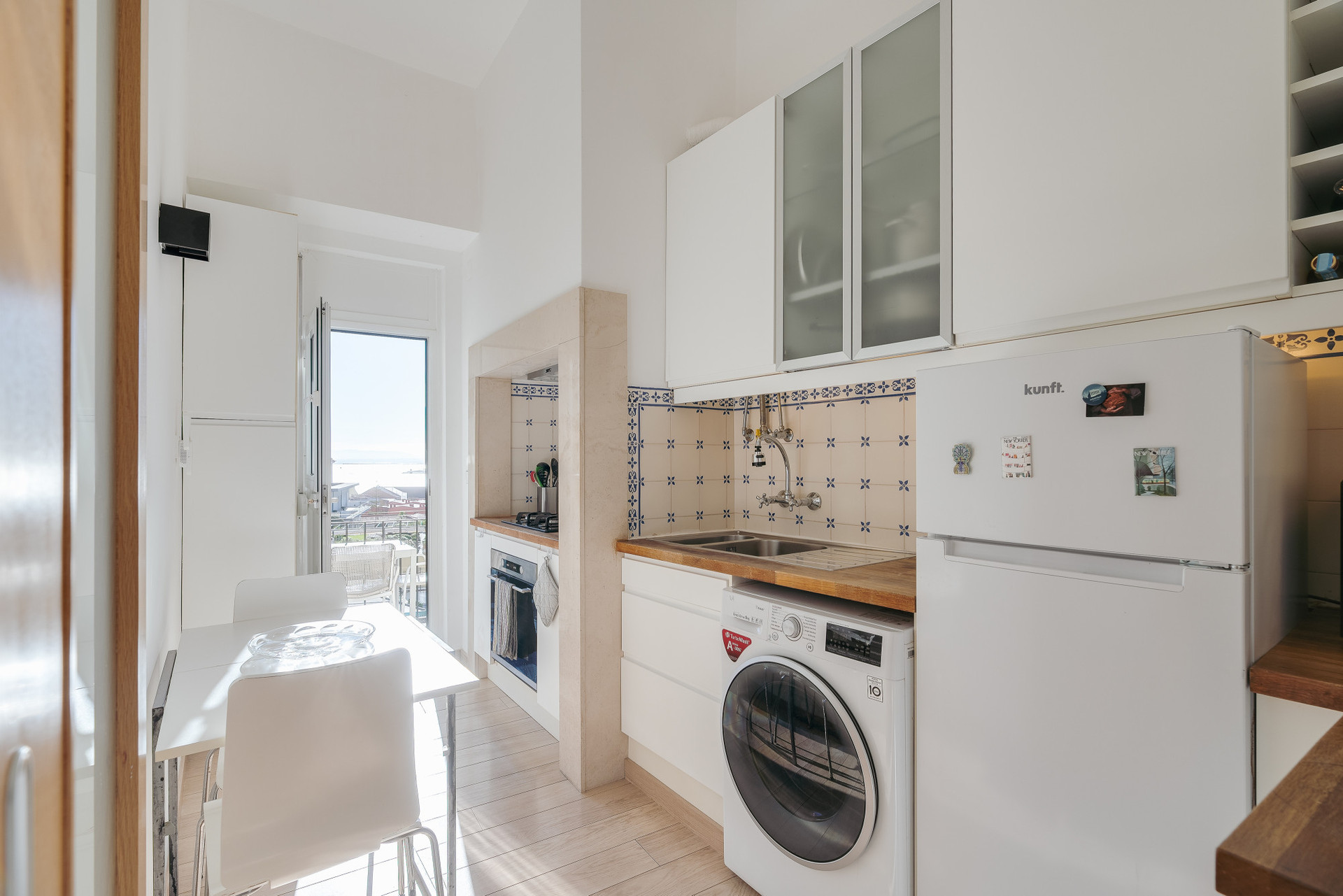 Kitchen 1