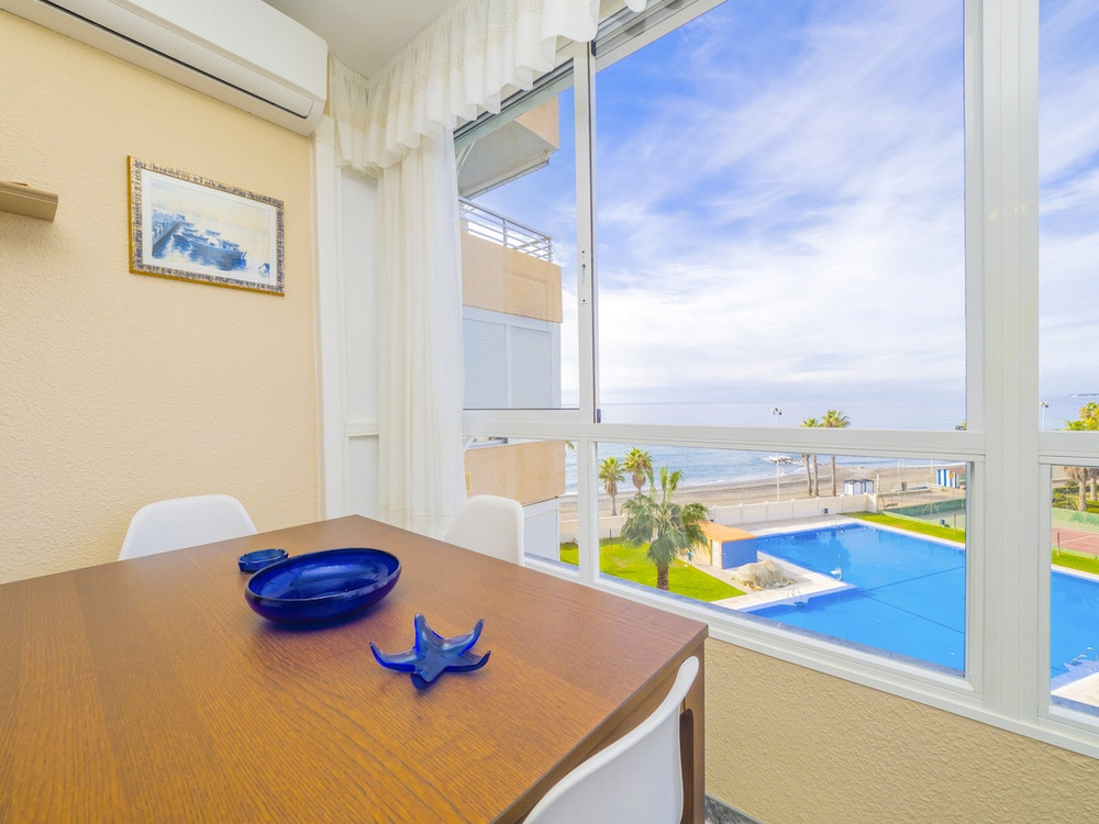 Cubo's Urban Beach Algarrobo preview