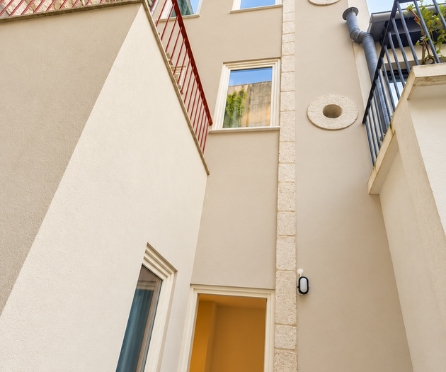 Building rear facade from courtyard