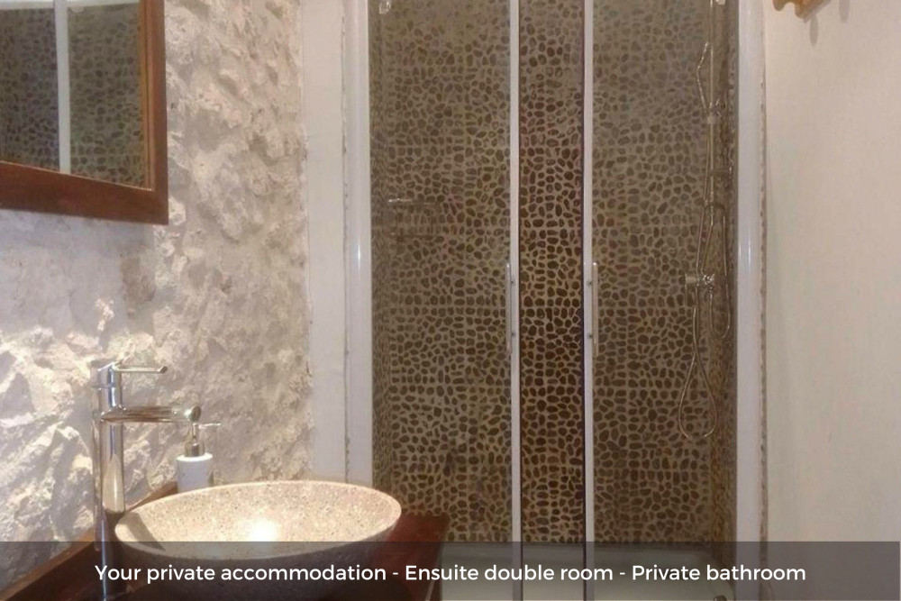 Authentic French Guesthouse - Ensuite double room