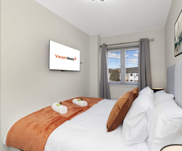 3BR Home with 2 Sofa Beds, Sleeps 6 Dunfermline