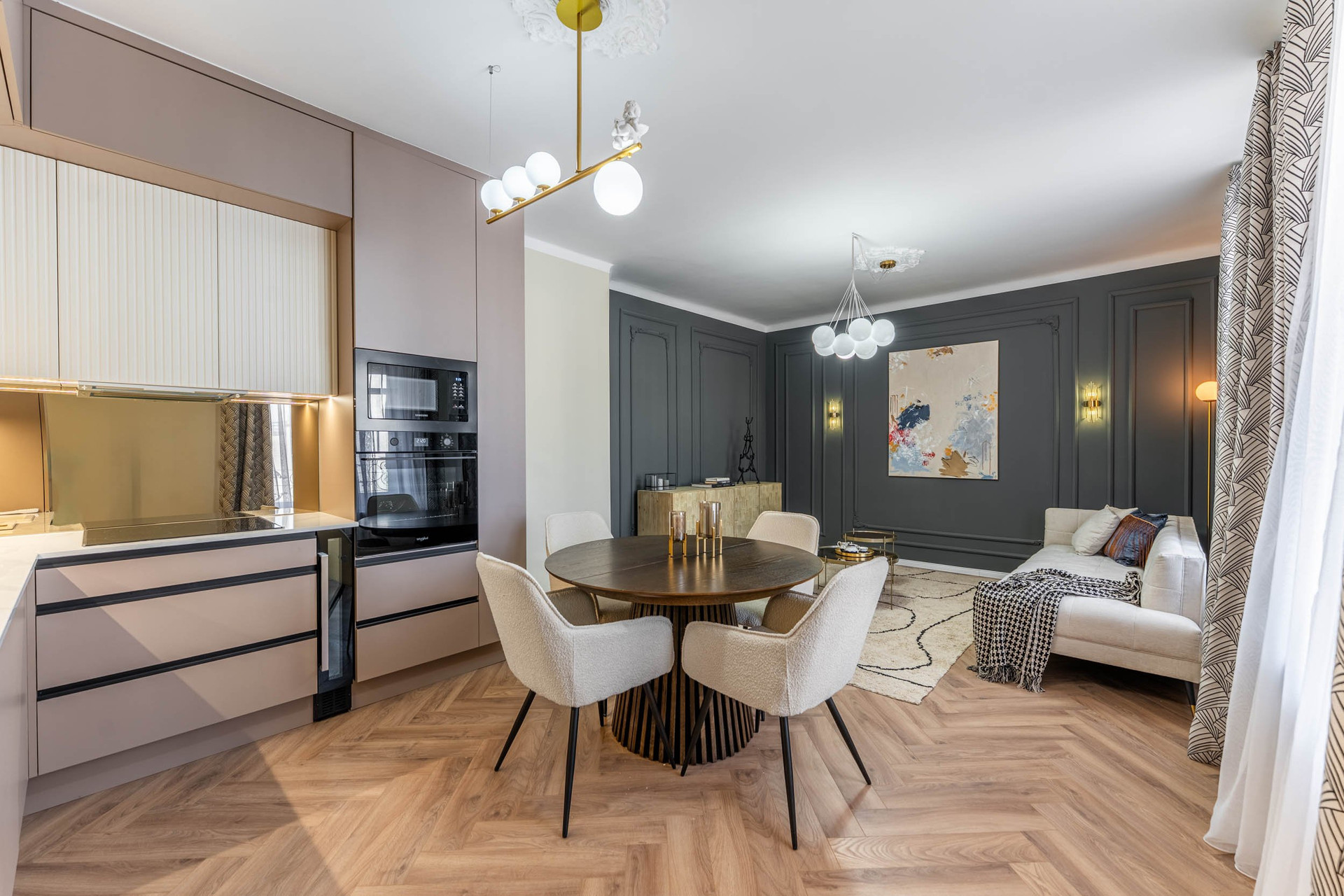 Open plan kitchen dining living area