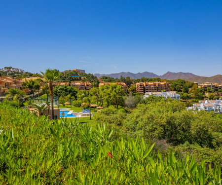 Cubo's Marbella Hill View Golf