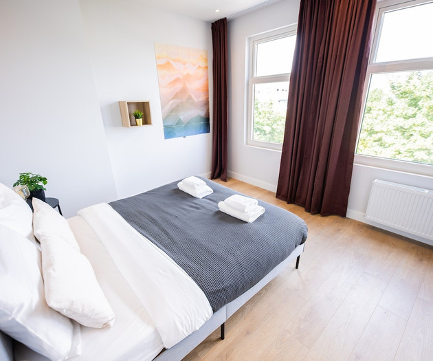 Sleek City Center 2BDR Apartment VP