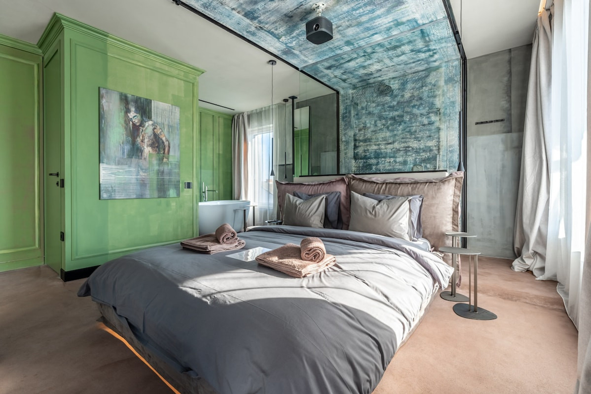 Bedroom image 1